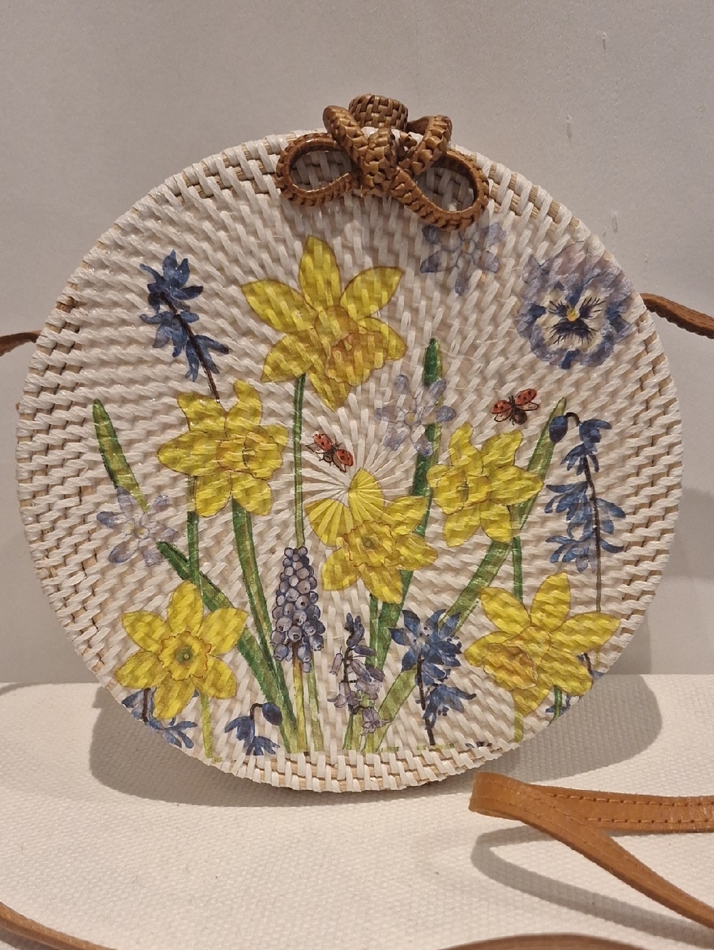 Round Straw Crossbody Bag with Yellow Floral Embroidery - Picture 2 of 9